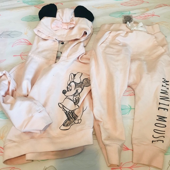 minnie mouse sweat suit